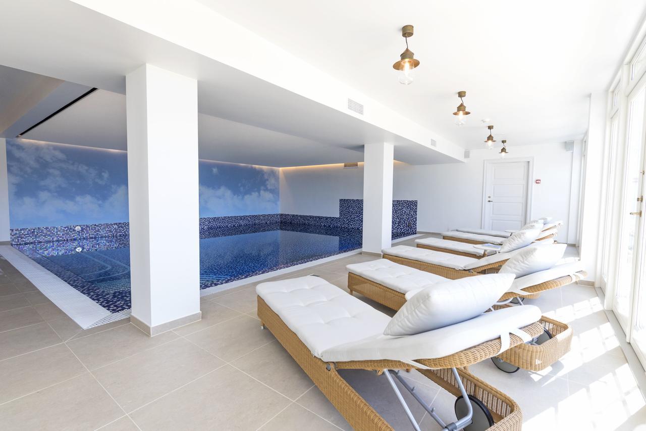 Strandhotellet Blokhus Buitenkant foto